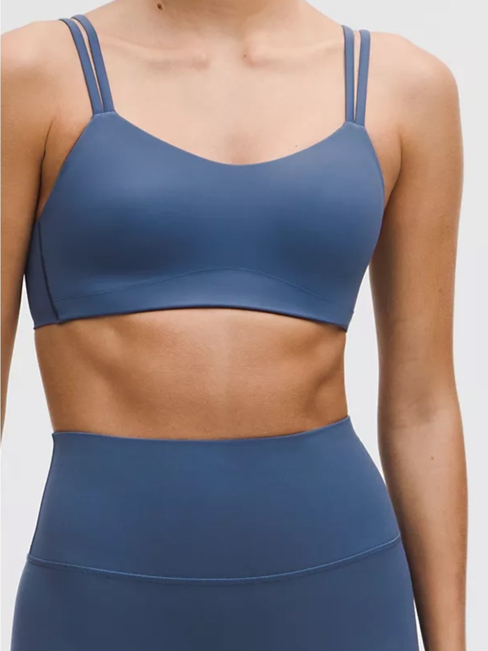Lululemon like a cloud bra (size 4)